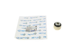 Втулка, важіль колісної підвіски